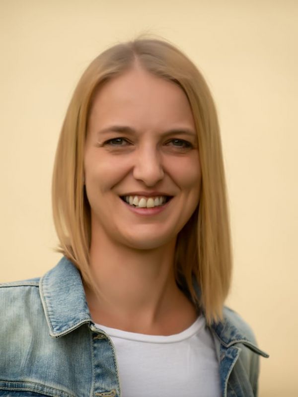 Anne Peters Lehrerin Anne Peters